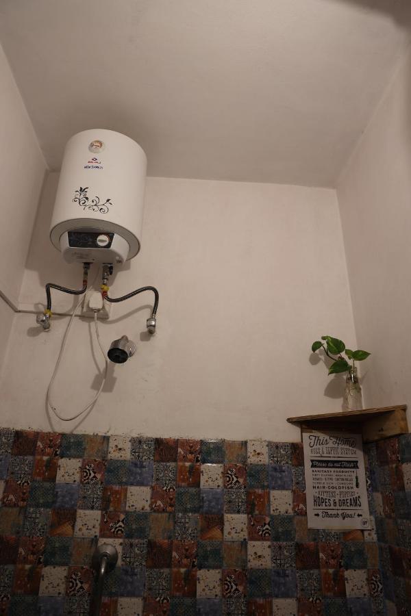 Good Vibes Hostel Varanasi Exterior foto