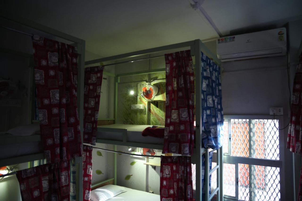 Good Vibes Hostel Varanasi Exterior foto