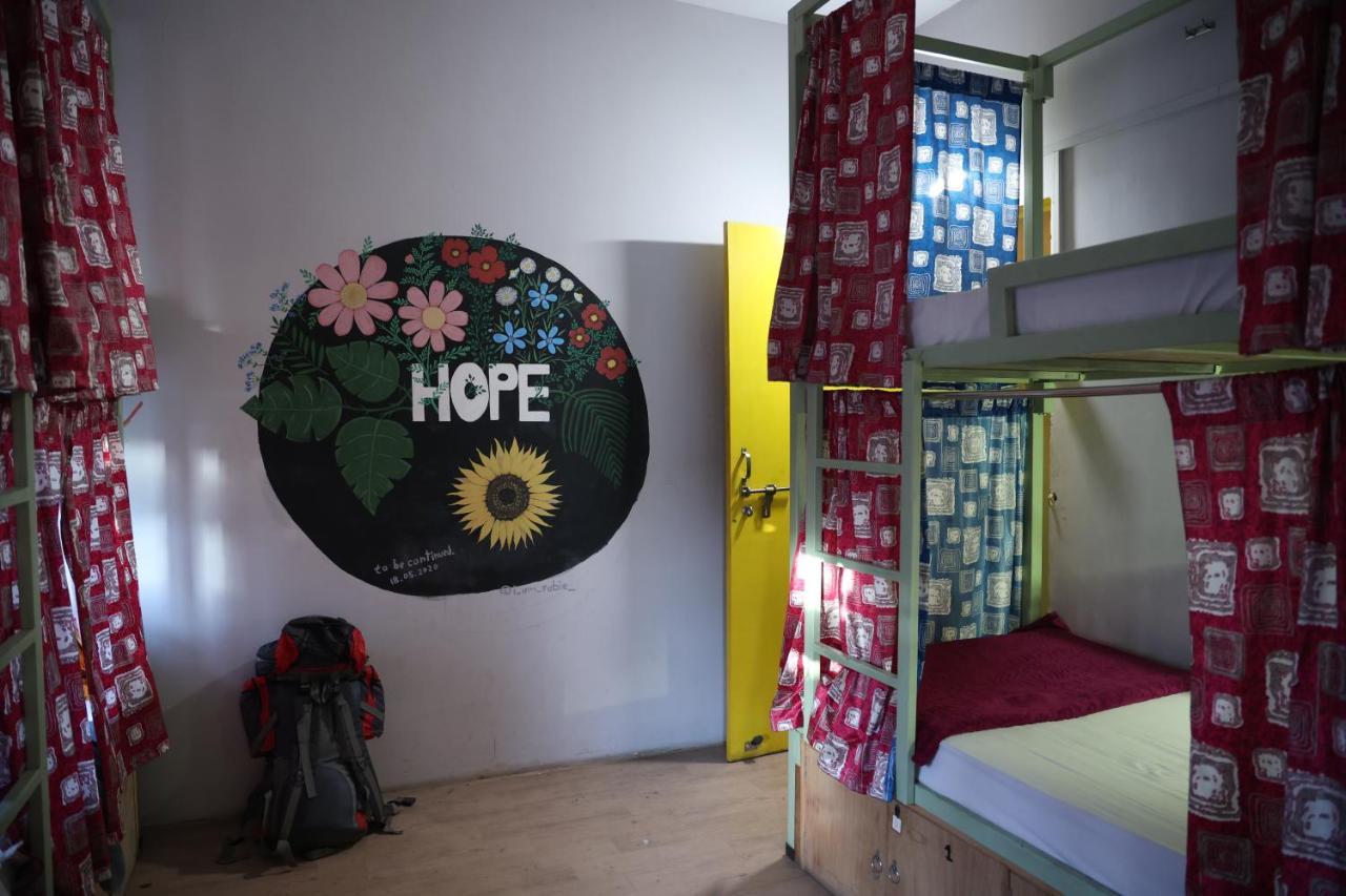 Good Vibes Hostel Varanasi Exterior foto