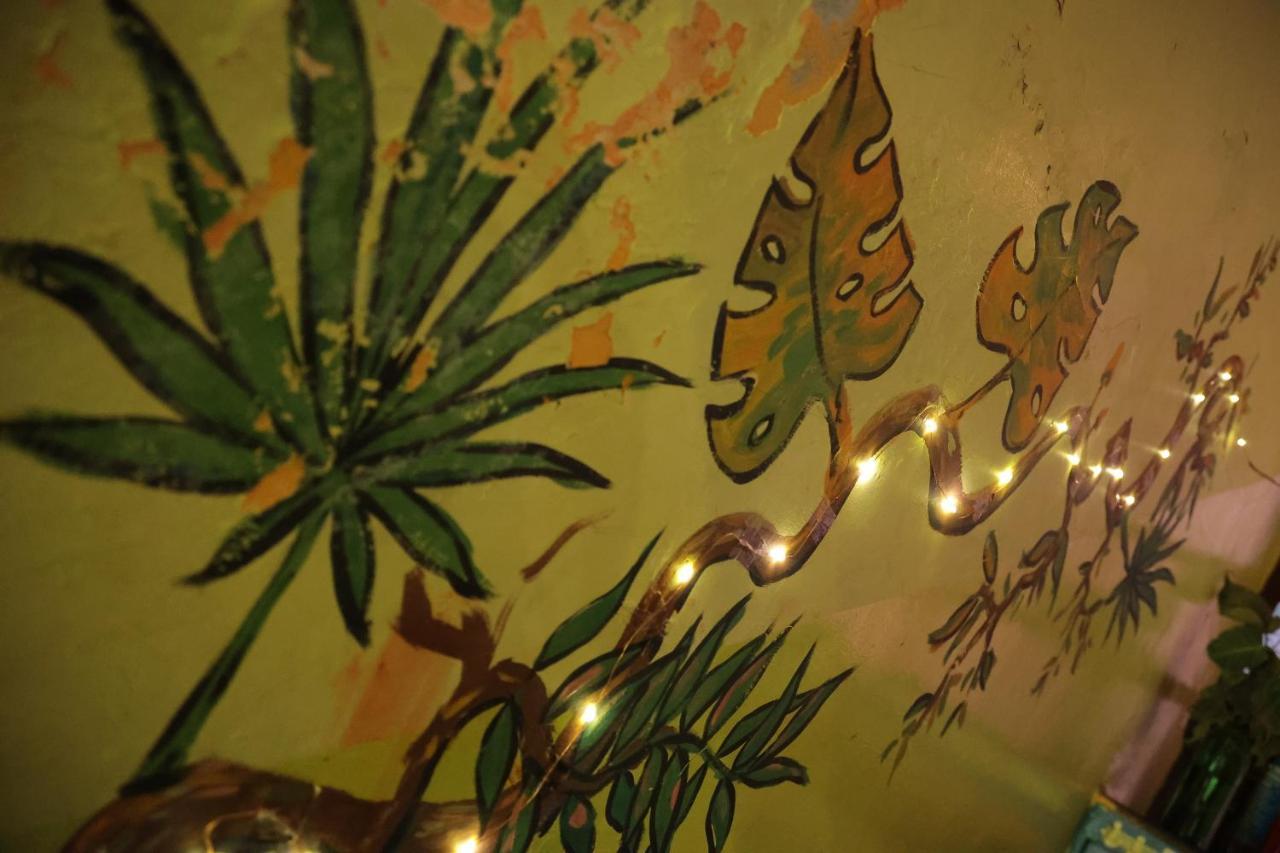 Good Vibes Hostel Varanasi Exterior foto