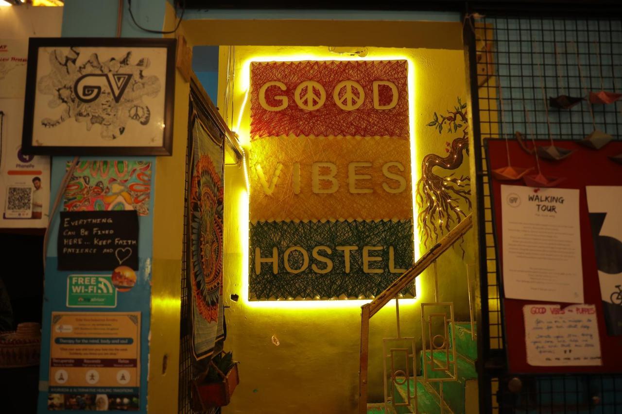 Good Vibes Hostel Varanasi Exterior foto